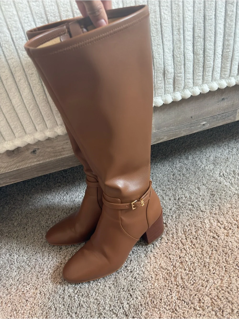 Michael Kors sophisticated knee